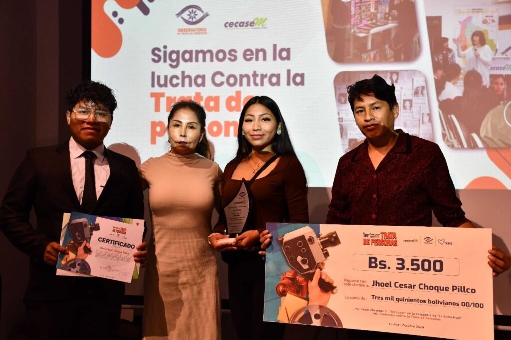 Premiación a la Creatividad y Compromiso en la Lucha Contra la Trata de Personas.