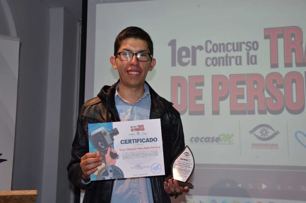 Premiación a la Creatividad y Compromiso en la Lucha Contra la Trata de Personas.